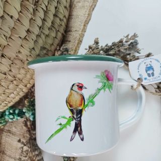 Na e-shop jsem (mimo jiné 🙃 naskladnila plecháčky 🔥 Aktuálně je spousta motivů skladem, ale jak už to u malovýrobce a...